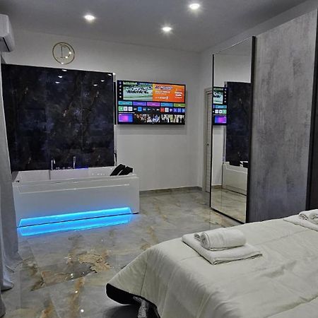 Da Tonino Luxury Apartments Неаполь Экстерьер фото